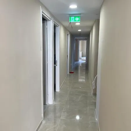 Marisa Napa Suites Hotel *
